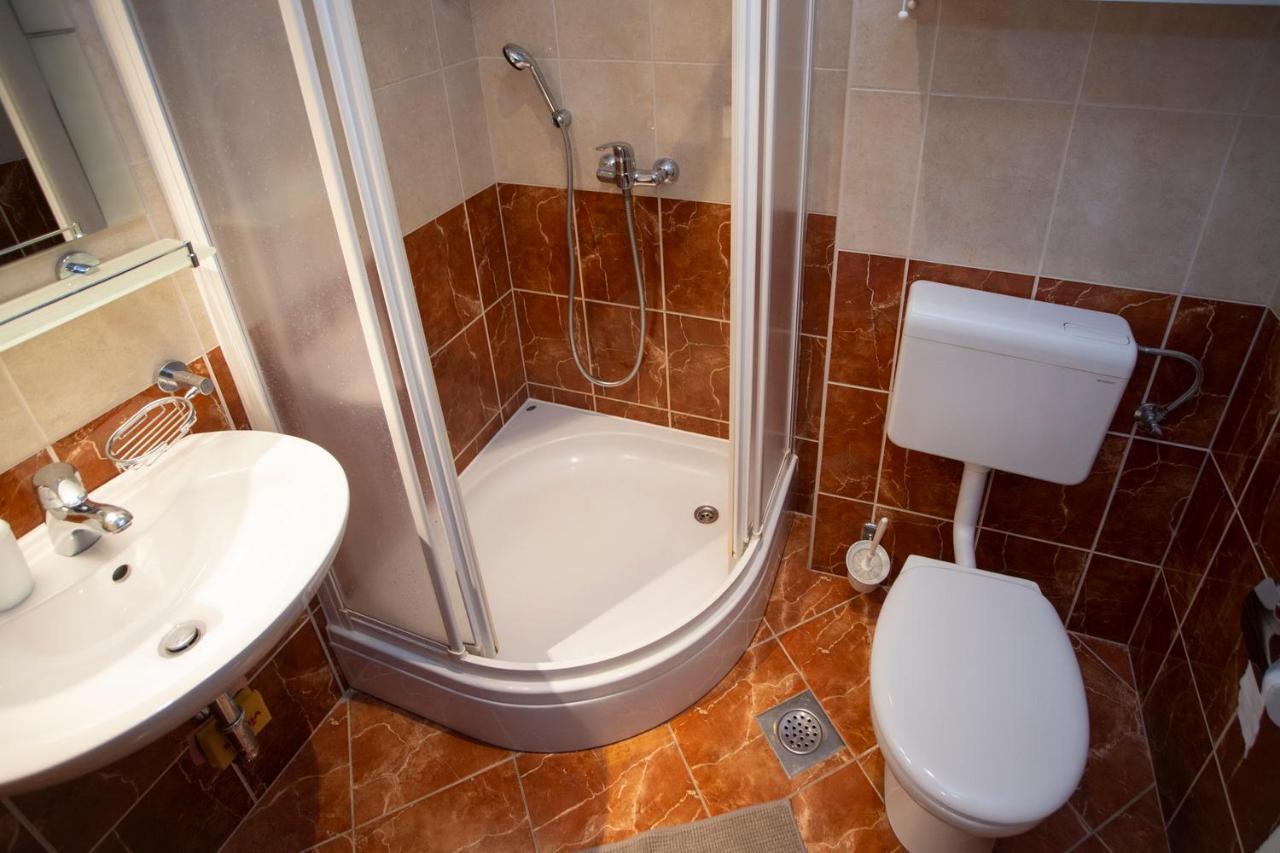 Apartamento Villla Brigitte Tučepi Exterior foto