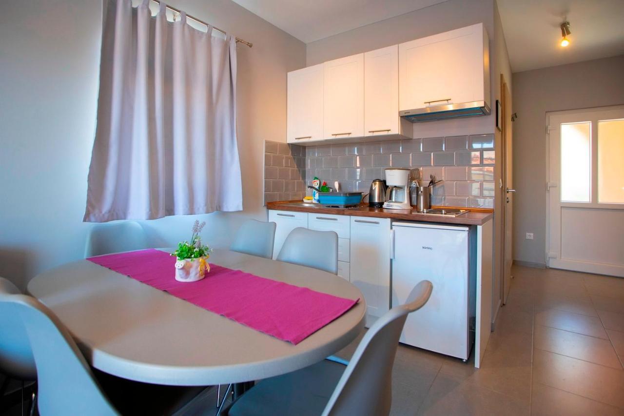 Apartamento Villla Brigitte Tučepi Exterior foto