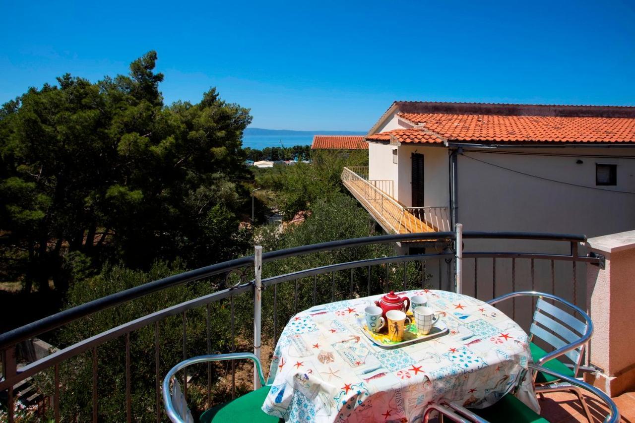 Apartamento Villla Brigitte Tučepi Exterior foto