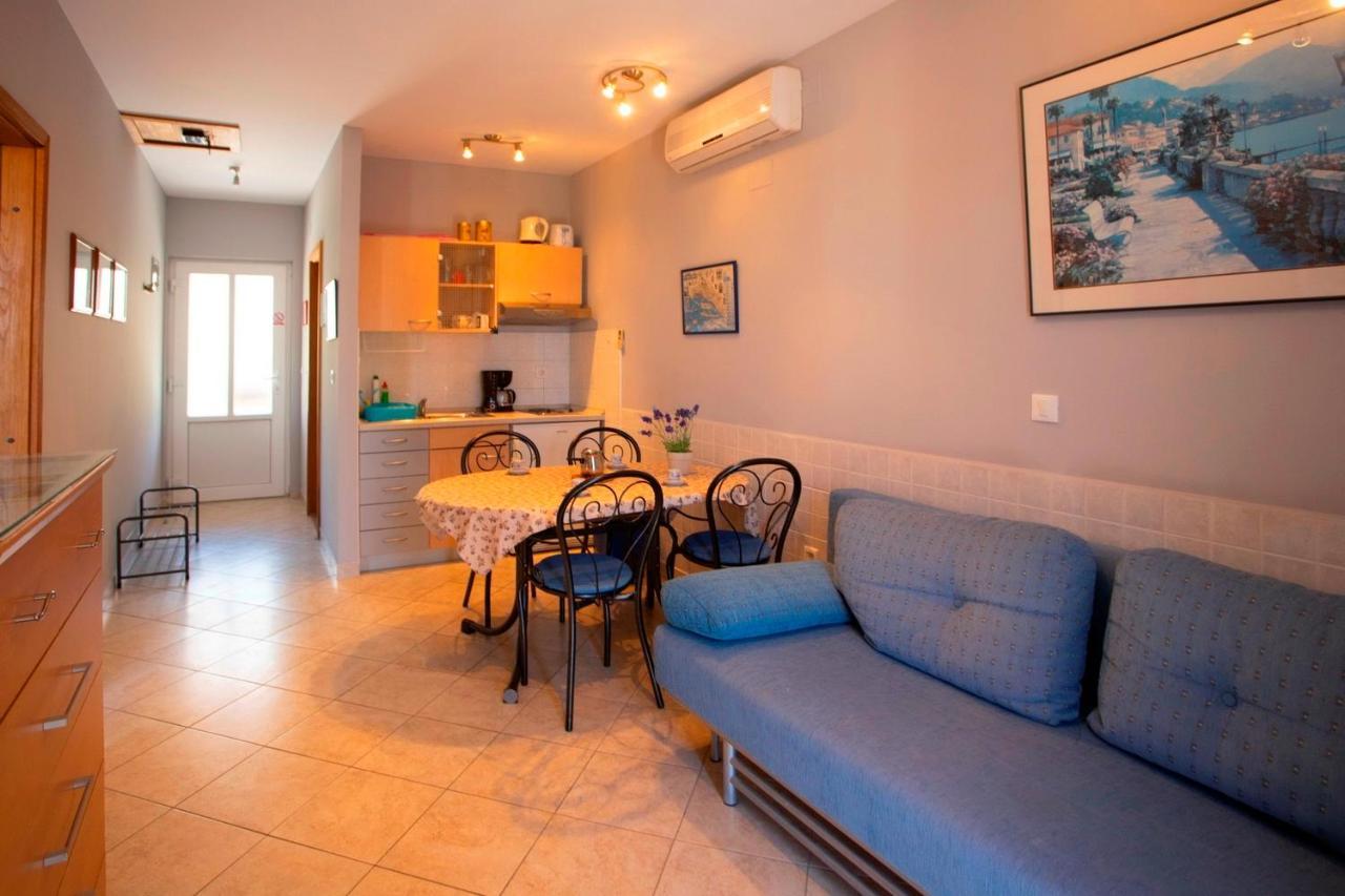 Apartamento Villla Brigitte Tučepi Exterior foto