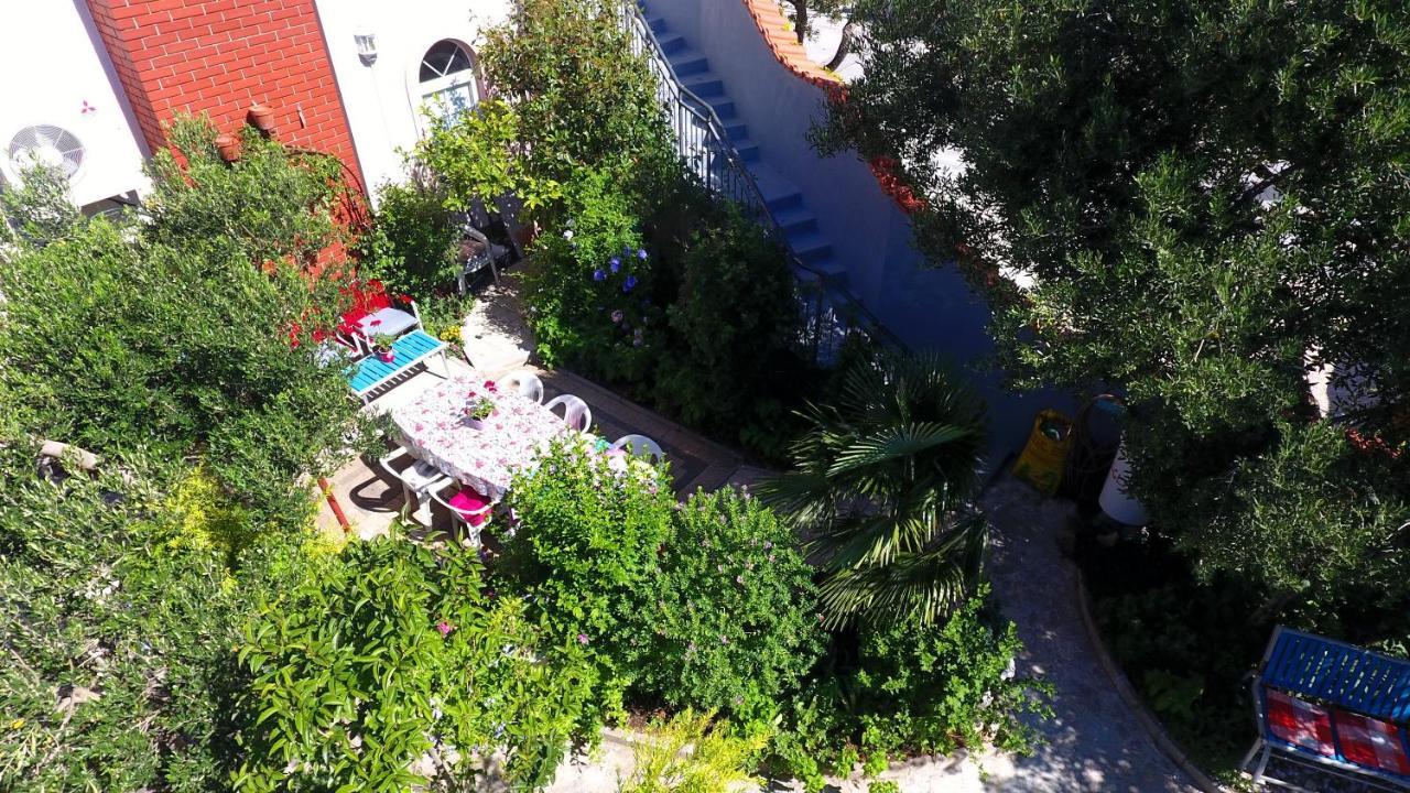 Apartamento Villla Brigitte Tučepi Exterior foto